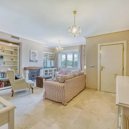 1107 Front House Будинок відпочинку
